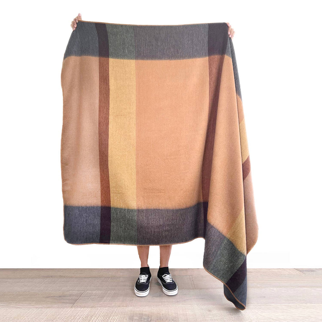 NEW! Alpaca Throw Blanket - Mojave: Blanket     (70x90)